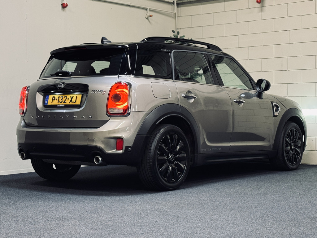 51977771-1.jpg