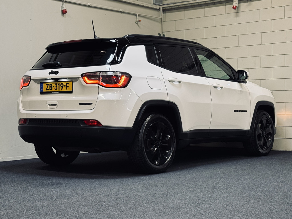 52248863-1.jpg